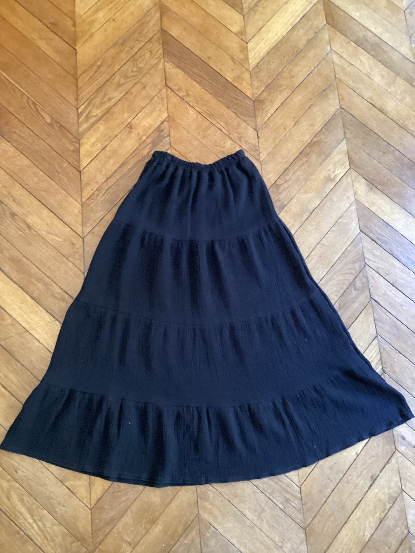 Jupe longue noire en double gaze de coton