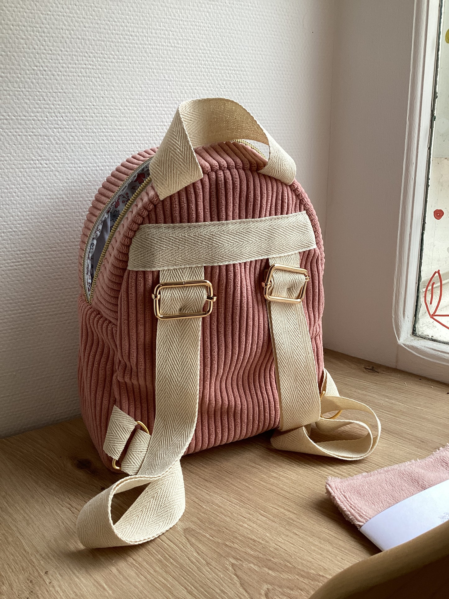 Sac à dos en velours côtelé rose fille