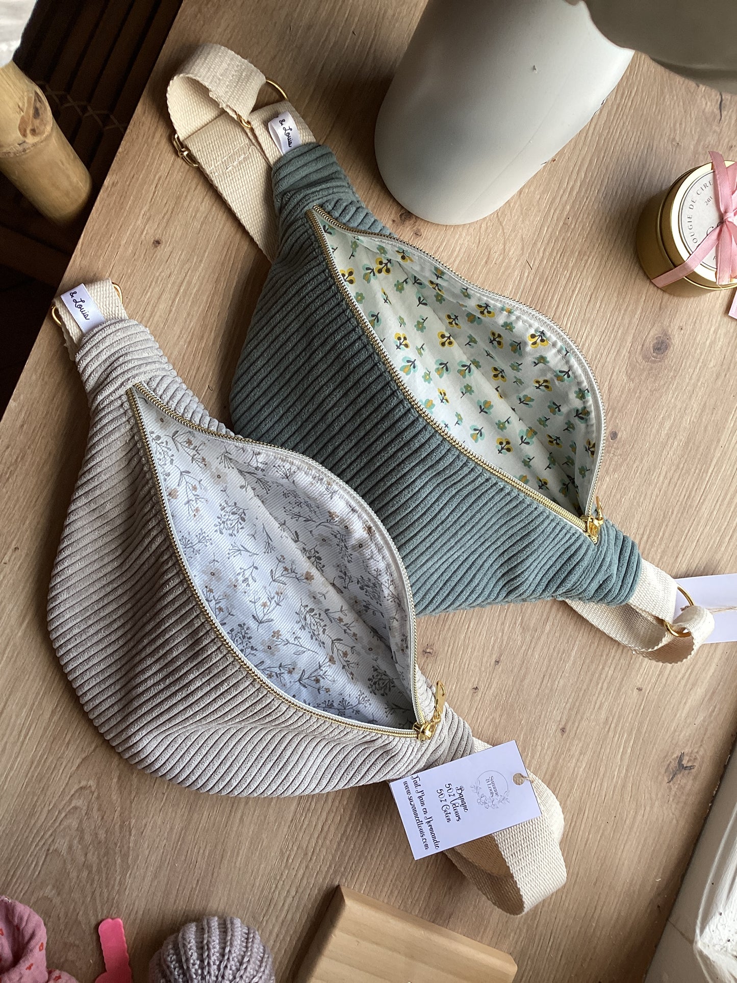 Banane en velours côtelé