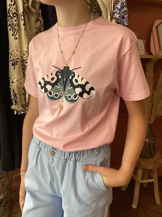 T-shirt rose fille avec papillon graphique